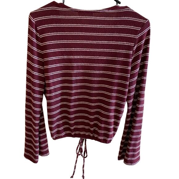 Emory Park Striped Lightweight Bell Sleeve V-Neck Button Up Cropped Sweater Sz S - Picture 2 of 5